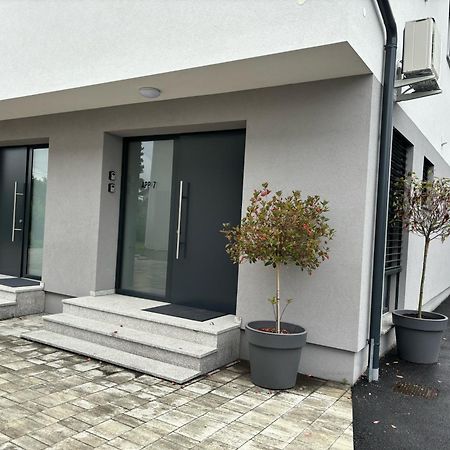 Apartmaji Cepon Ljubljana Extérieur photo